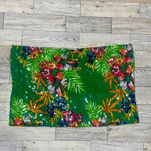 Women Hawaiian print crop top size XL